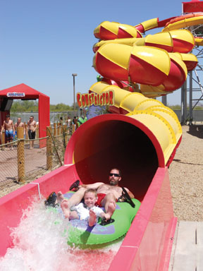 Wet 'n' Wild Las Vegas - Hoover Half Pipe Water Slide